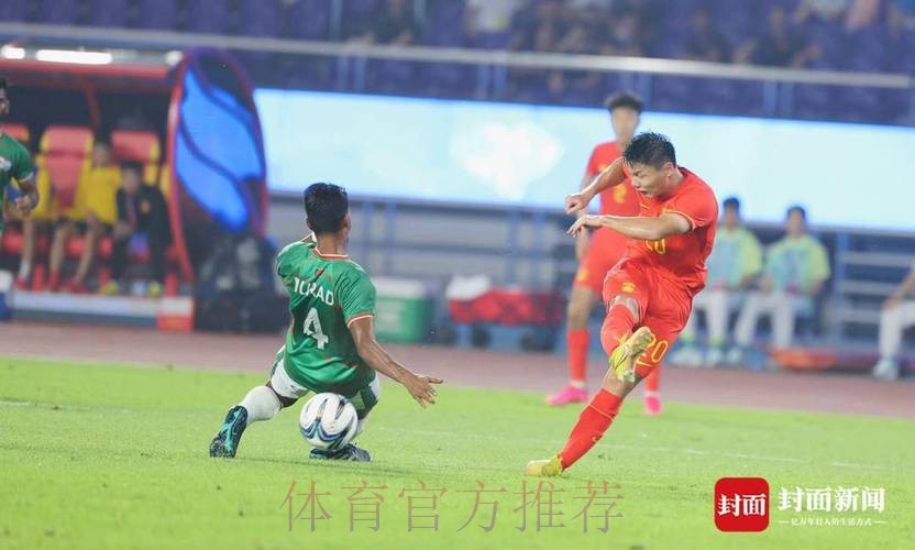 中国男足亚运队0:0孟加拉国队 小组第一晋级 中国男足亚运队0:0孟加拉国队 小组第一晋级